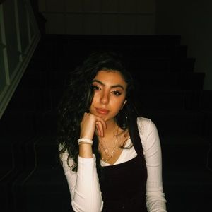 Meet your Posher, Jasmine